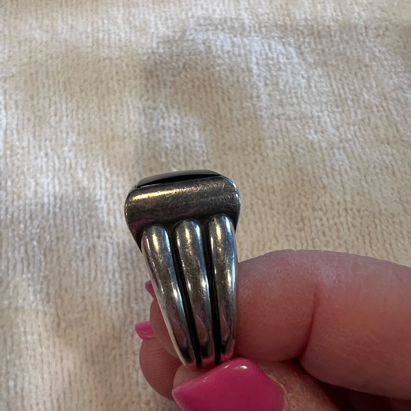 **Retired** James Avery Onyx Ring - Picture 2 of 2